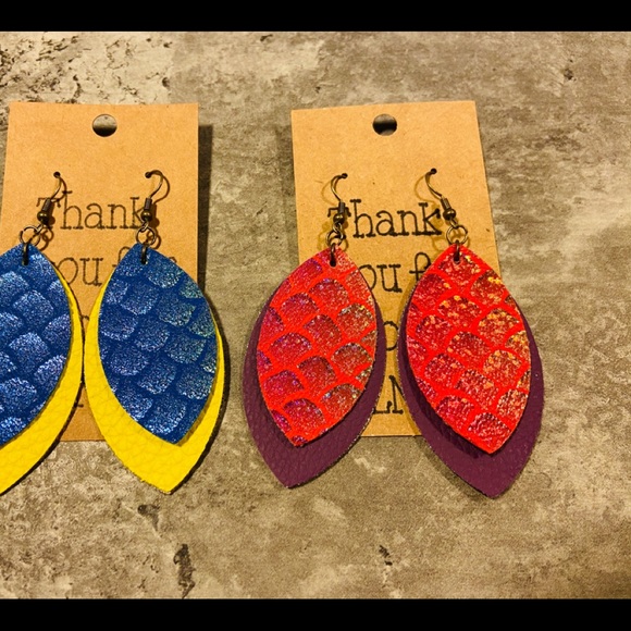 ALNEIO earrings - Picture 2 of 3